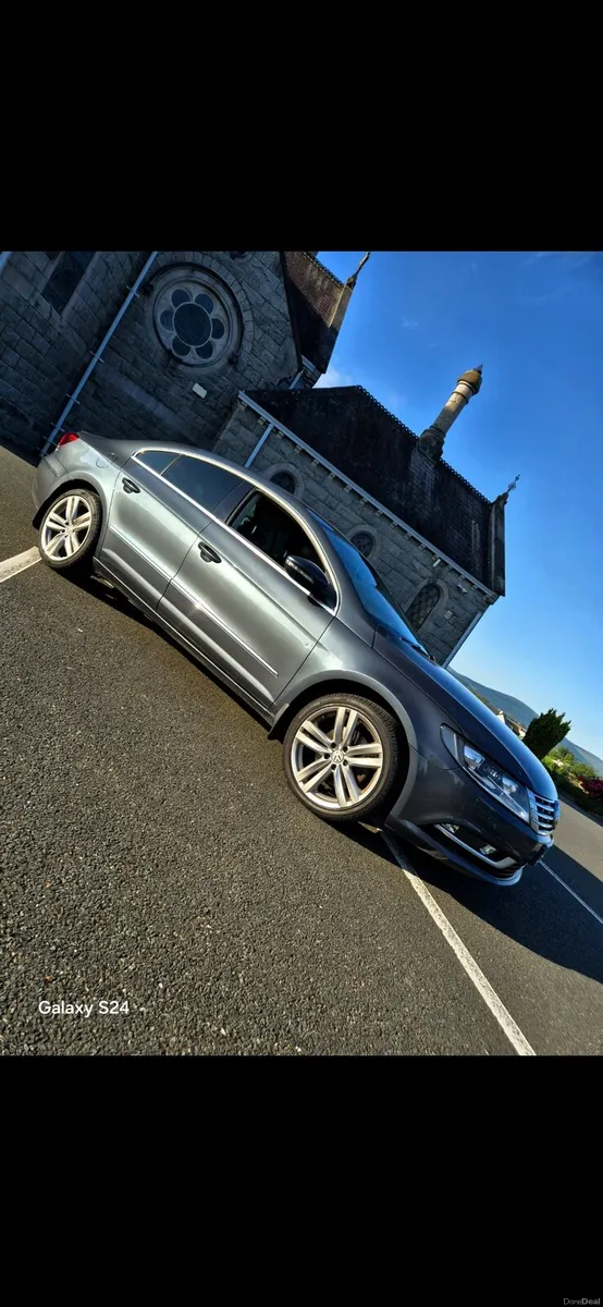 2015 Volkswagon Passat CC - Image 2