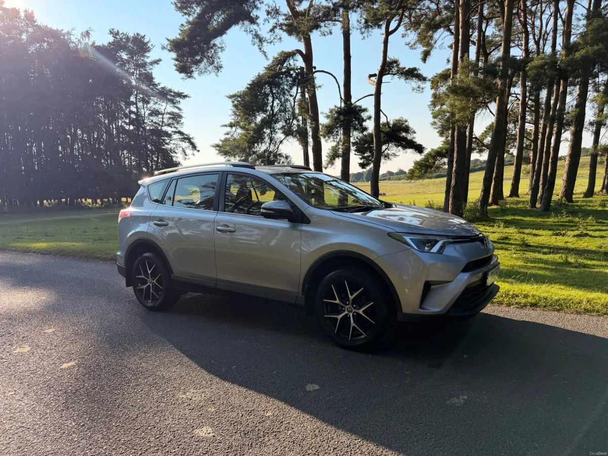 Toyota RAV4 2018 Diesel - Image 1