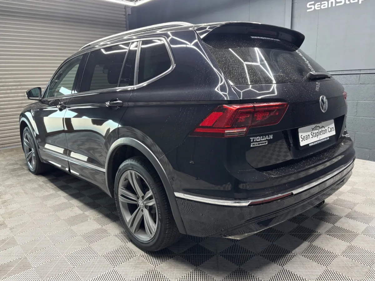 Volkswagen Tiguan A7 R-LINE 2.0 TDI MANUAL 6SPEED - Image 5