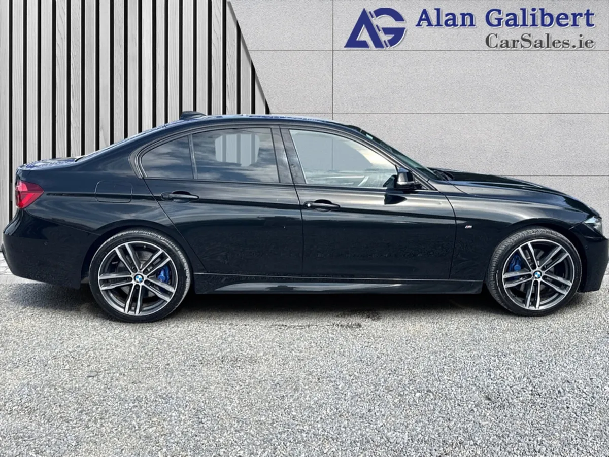 BMW 3-Series F30 D XDRIVE M SPORT SHADOW EDITION - Image 3