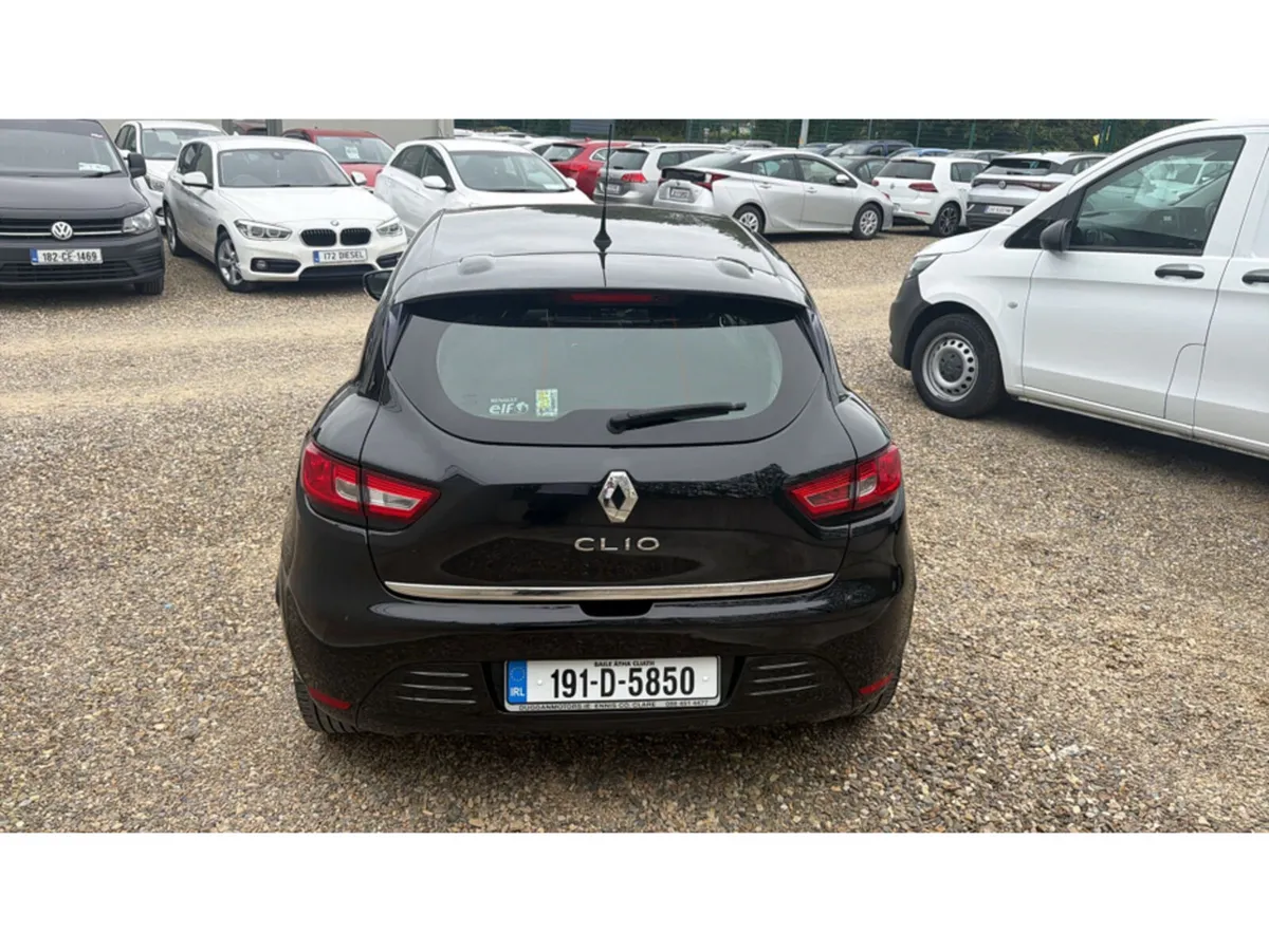 Renault Clio IV DYNAMIQUE NAV TCE 90 M 4DR - Image 3