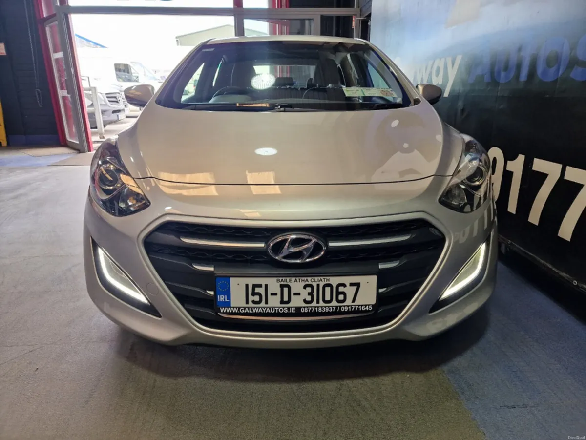 Hyundai i30 DELUXE ** REAR SENSORS, FULLY SERVICED - Image 3