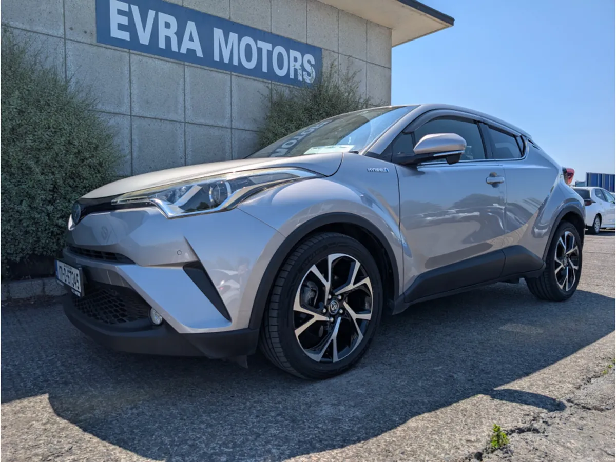 Toyota C-HR HYBRID AUTOMATIC 1.8 PETROL //HALF LEA - Image 5
