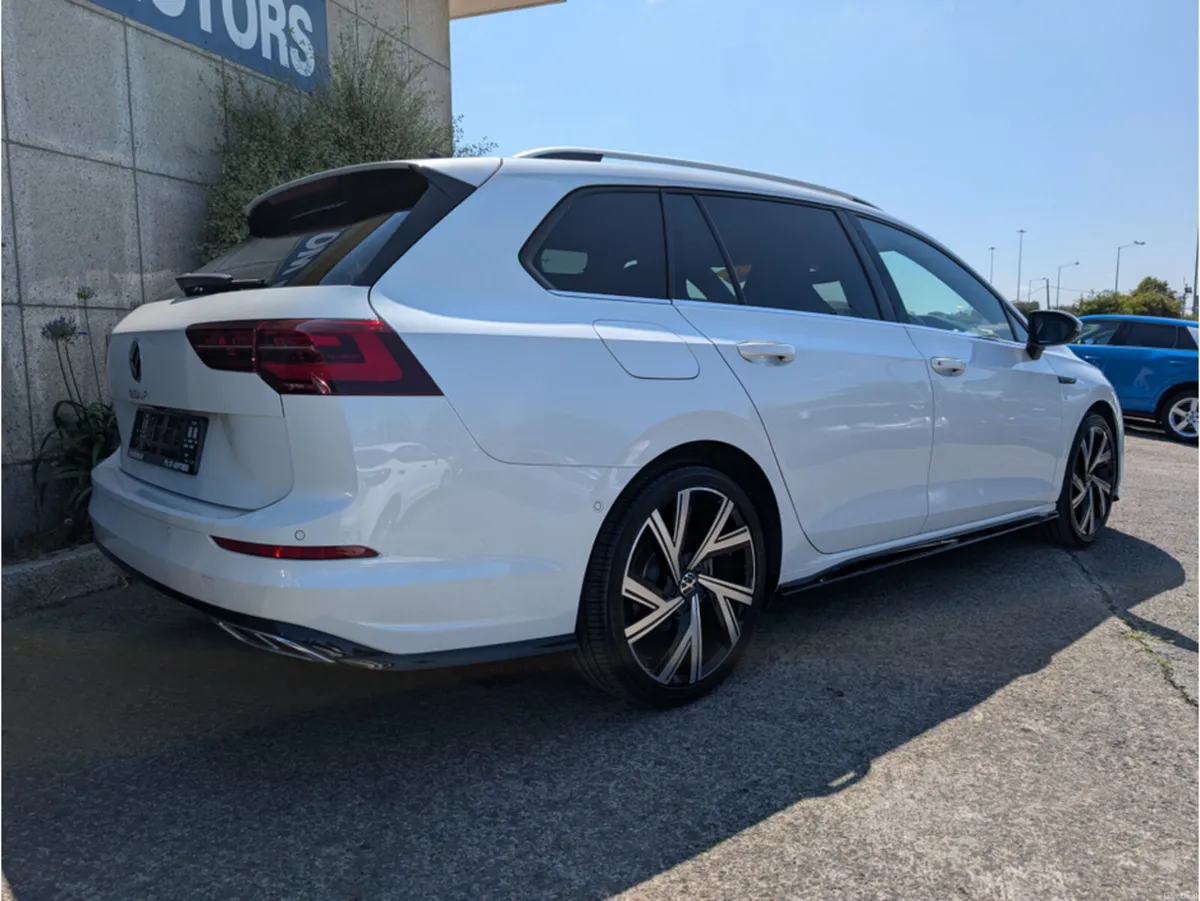 Volkswagen Golf R LINE ESTATE AUTOMATIC 2.0 DIESEL - Image 6