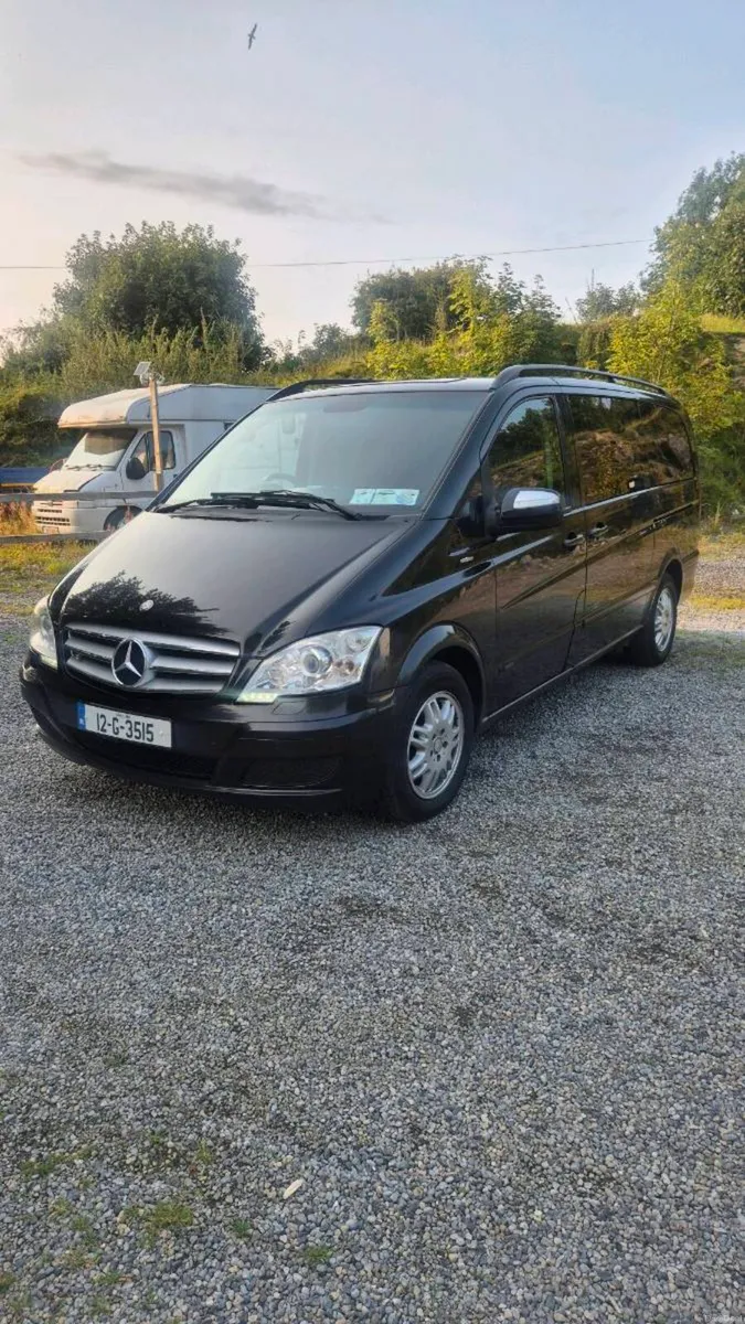 Mercedes Viano, Automatic - Image 1
