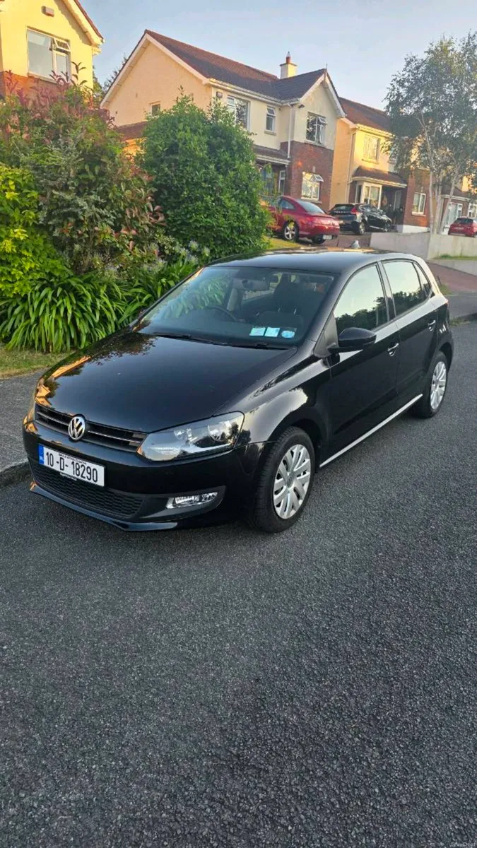 2010 Volkswagen Polo - Image 1