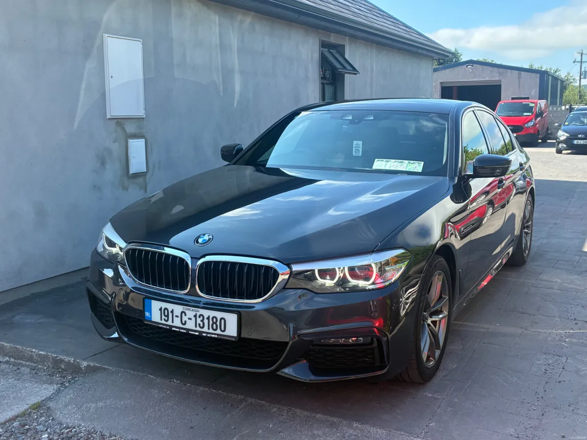 BMW 5-Series 2019 - Image 3