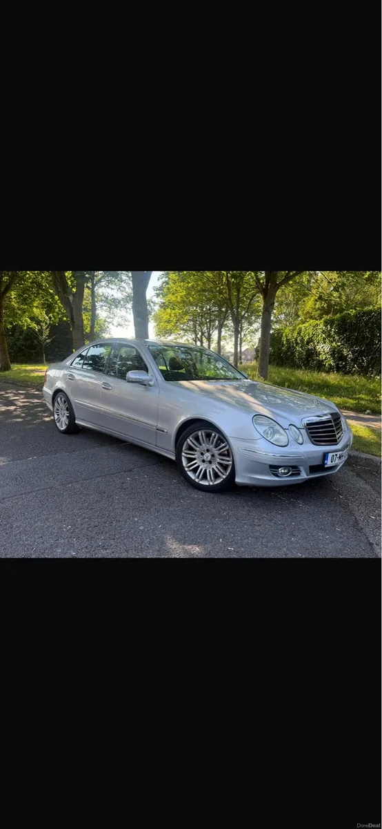 Mercedes E200 sport - Image 1