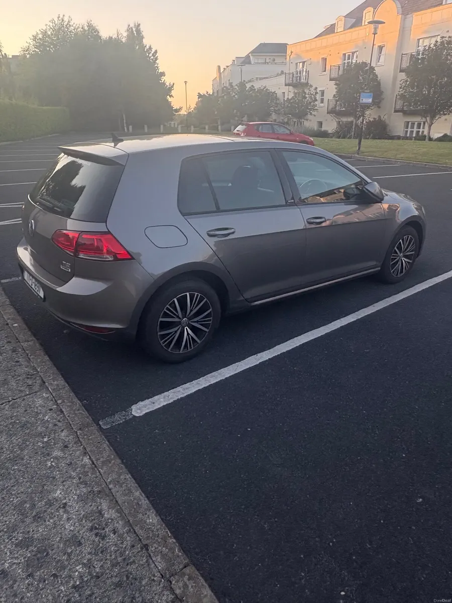 Volkswagen Golf 2017 1.2 TSI Allstar - Image 4