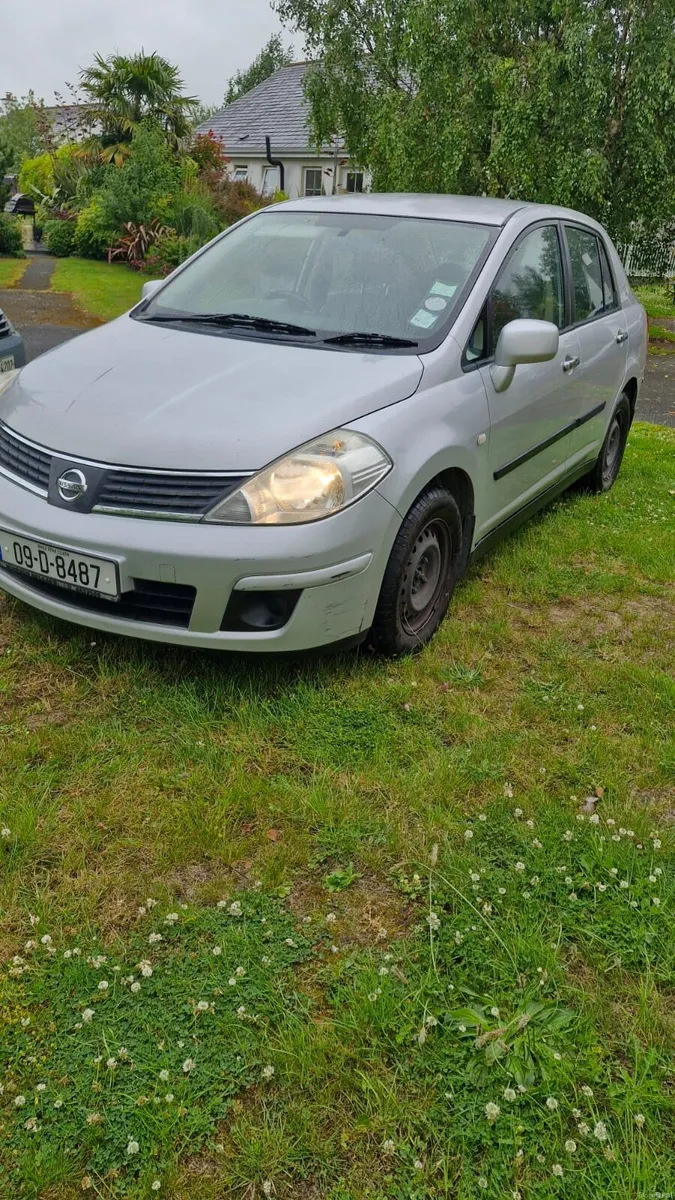 Nissan Tiida 2009 - Image 2