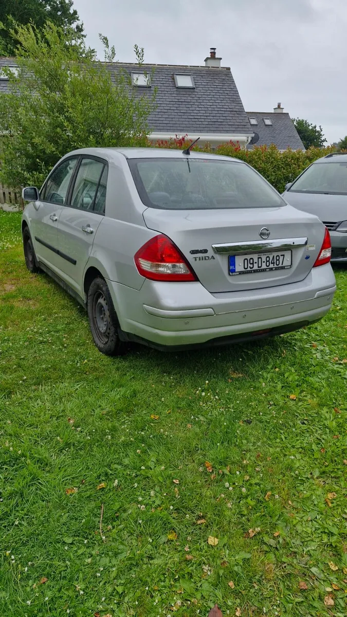Nissan Tiida 2009 - Image 3
