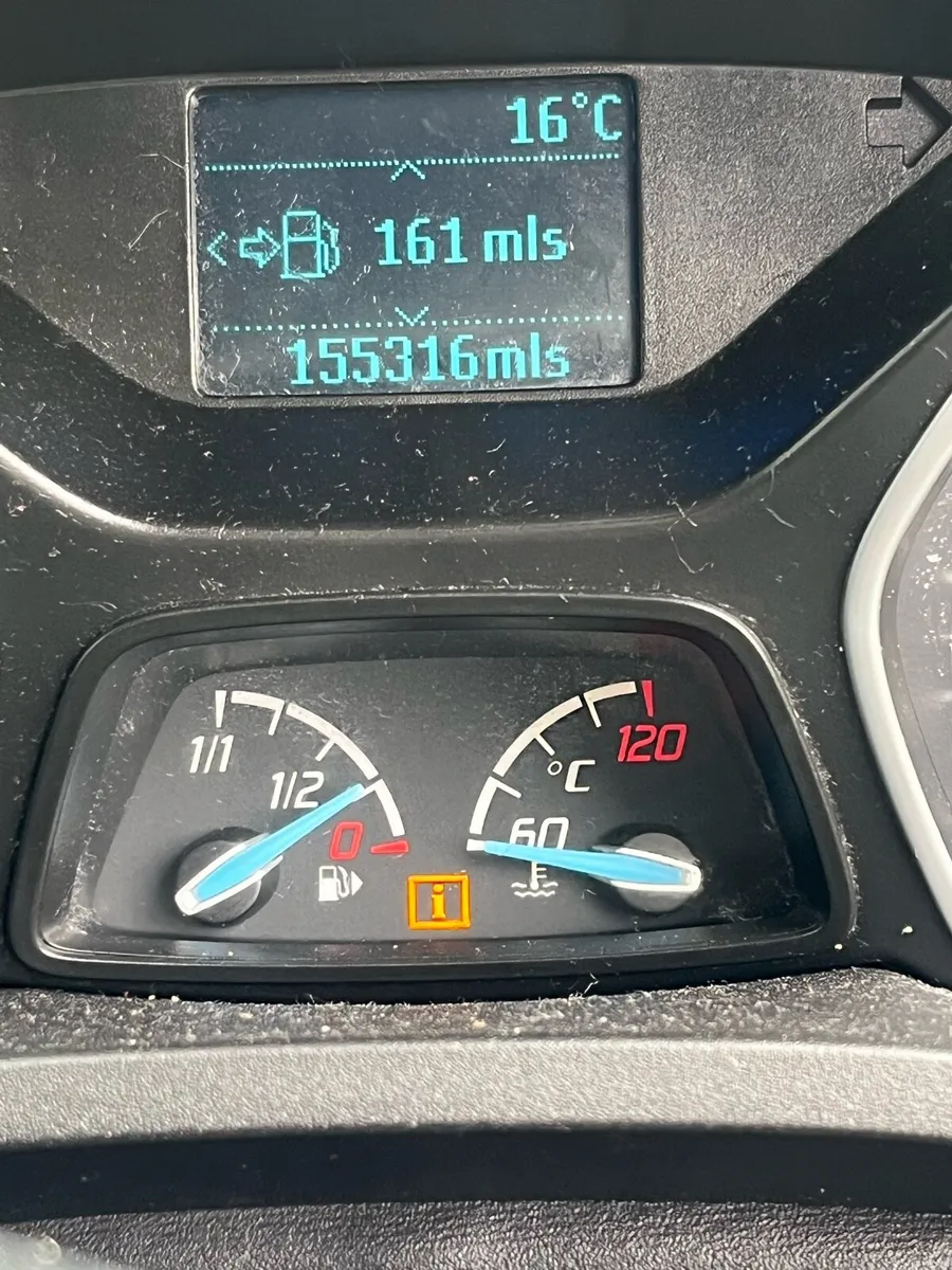 12 Ford cmax 7seater(cheap) - Image 2
