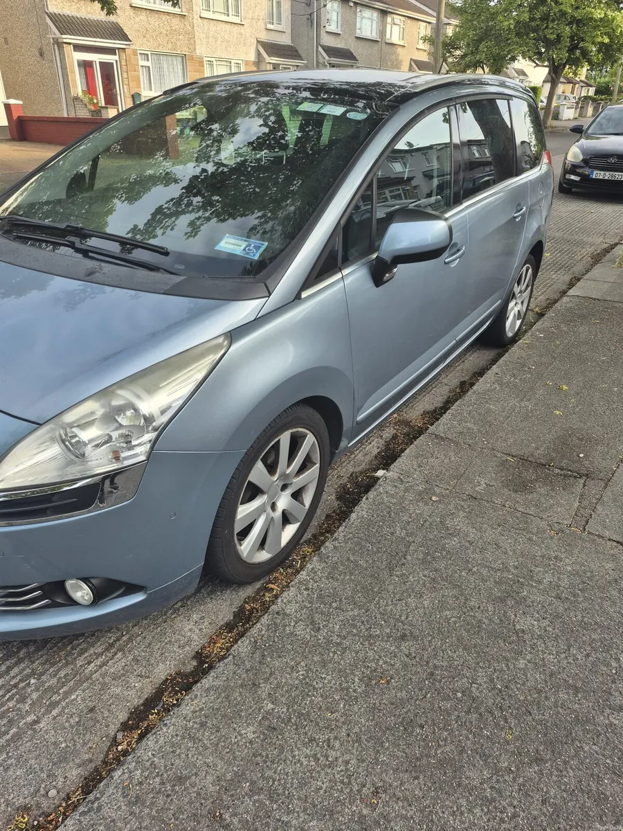 Peugeot 5008 1.6D - Image 2