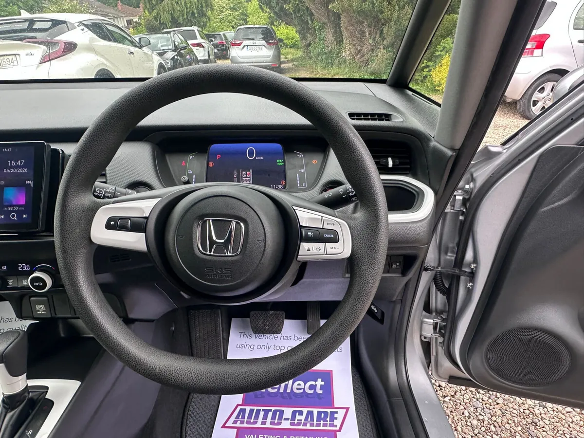 Honda Fit 2020 41K KM ONLY - Image 6