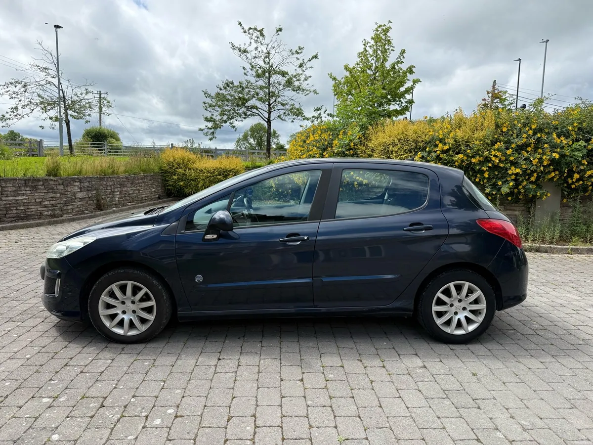 2011 Peugeot 308 Diesel Automatic - Image 5
