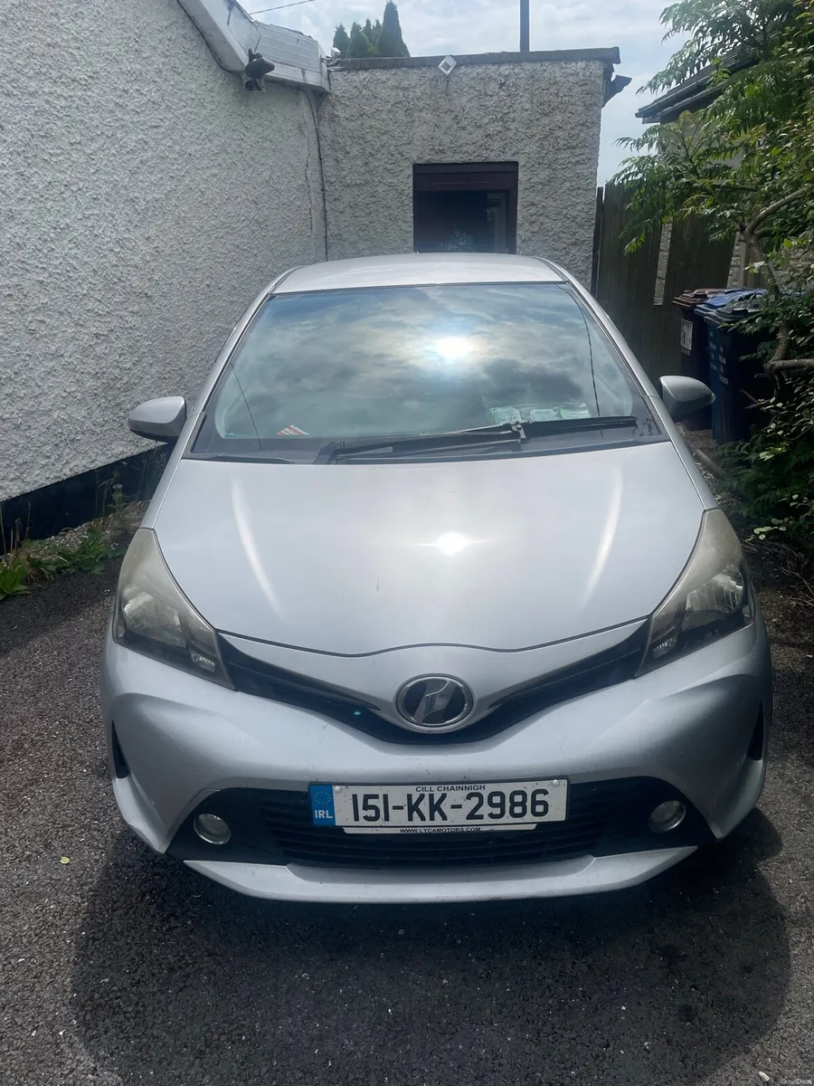 2015 Toyota Vitz Automatic | Low mileage NCT 03/27 - Image 1