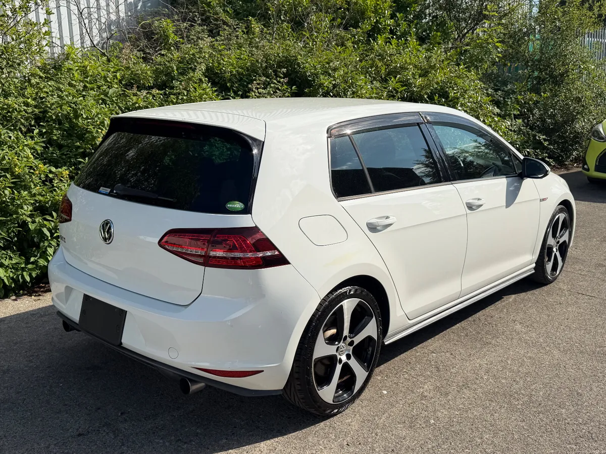 Volkswagen Golf GTI Automatic - Image 5