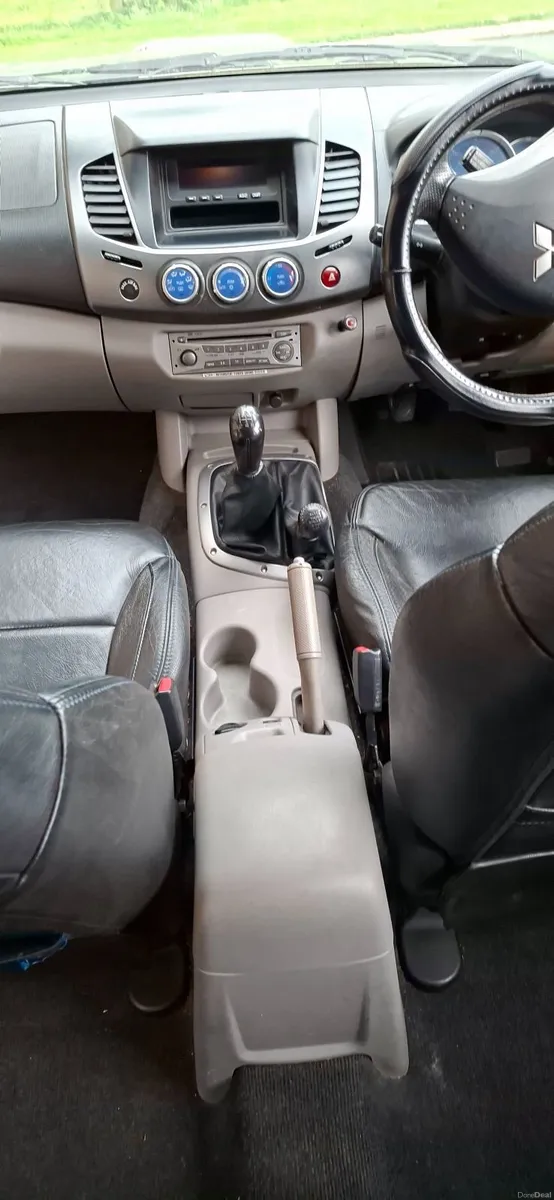 Mitsubishi L200 2008 - Image 2
