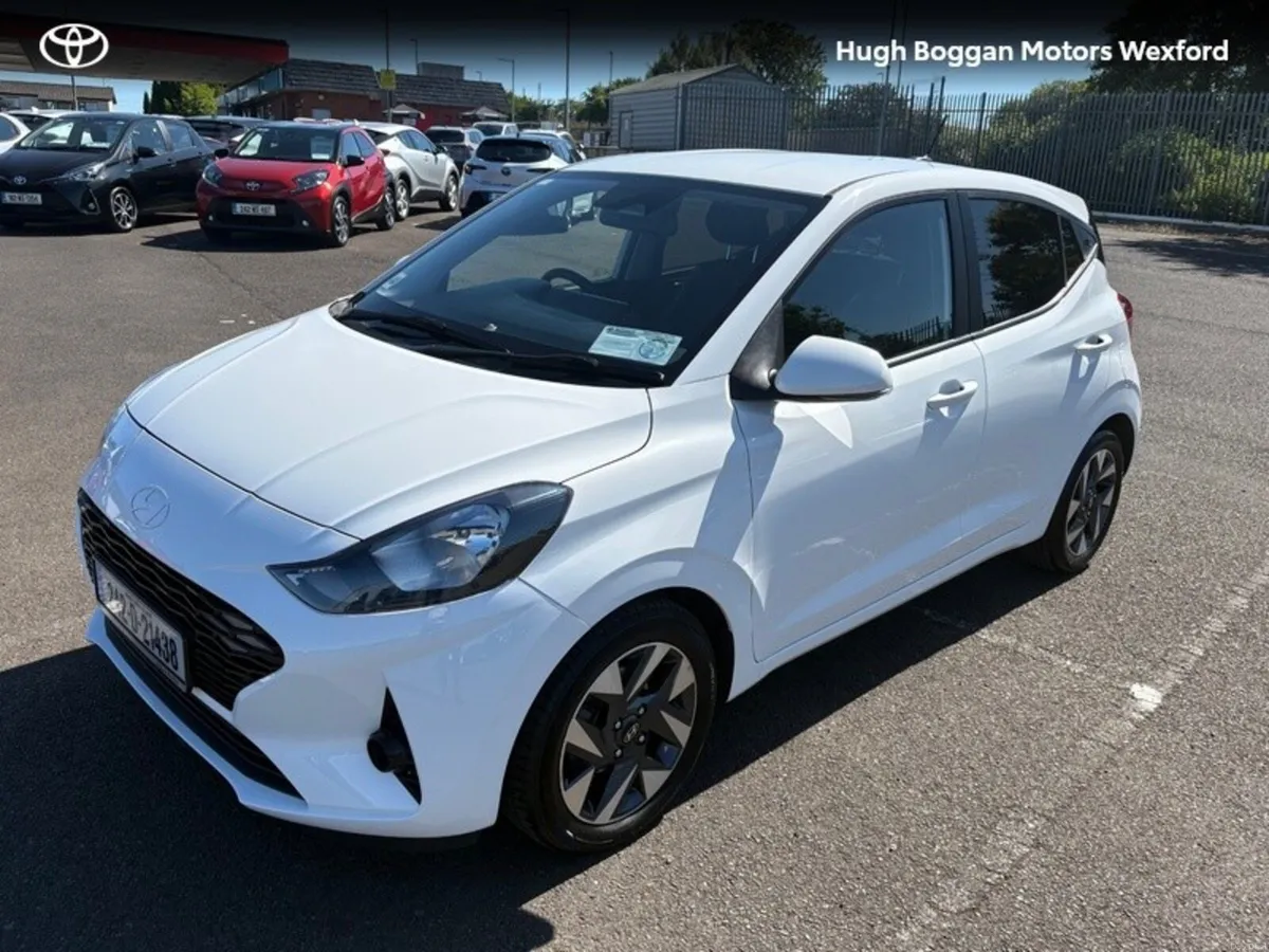 Hyundai i10 DELUXE PLUS AUTOMATIC - Image 3