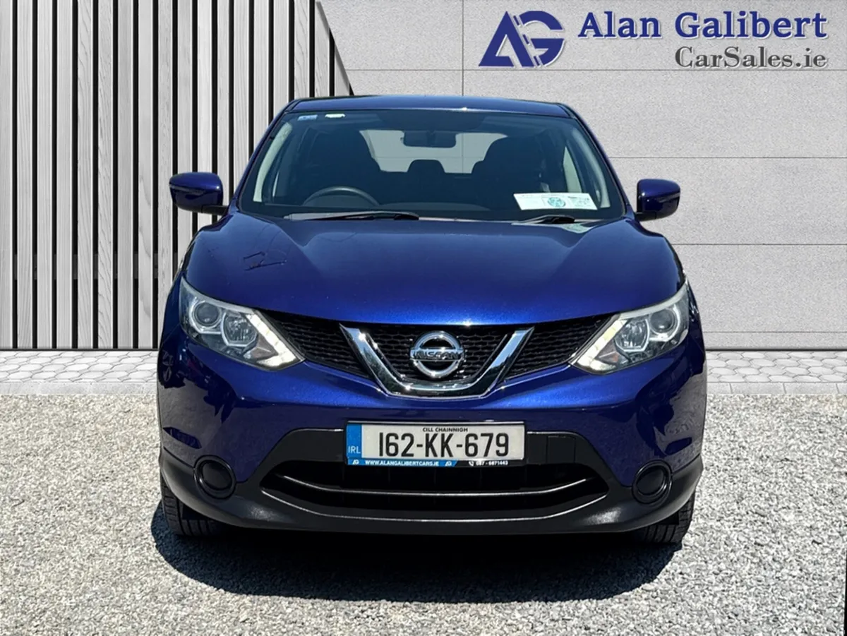 Nissan Qashqai 1.2 Petrol XE - Image 4