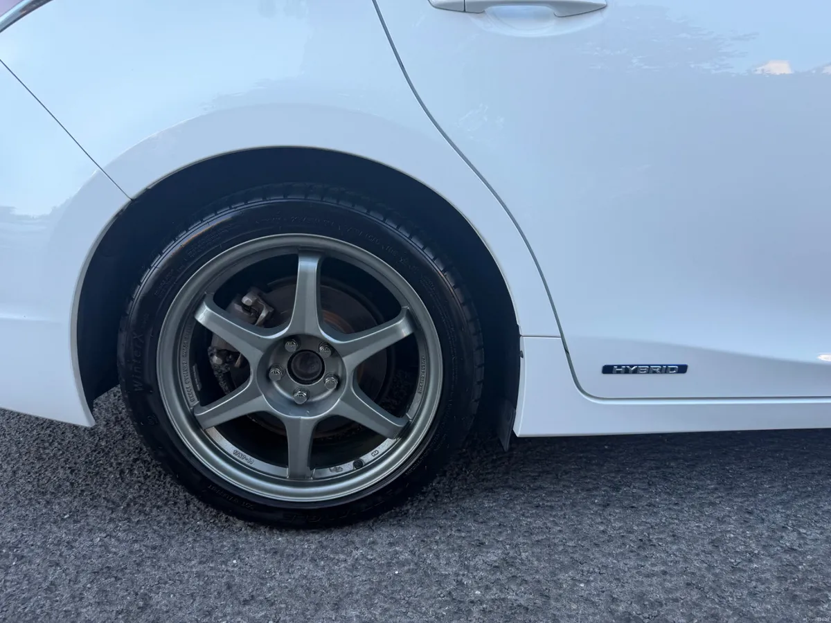 2015 Lexus CT 200h F Sport – Pearl White – €14,950 - Image 6