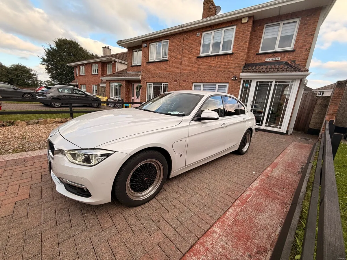 BMW 339e - Image 2
