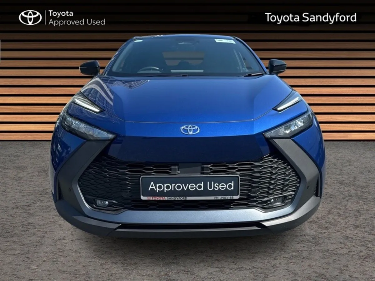 Toyota C-HR 2.0 PHEV SPORT AUTO // HEATED SEATS // - Image 5