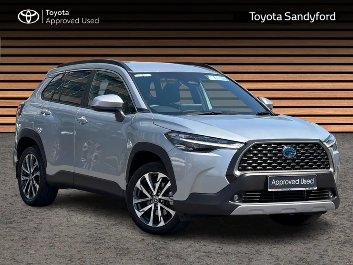 Toyota Corolla Cross 1.8 HYBRID SPORT // REAR CAME - Image 1