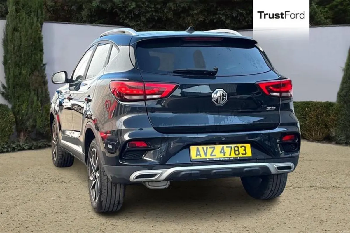 MG ZS Exclusive - Image 2