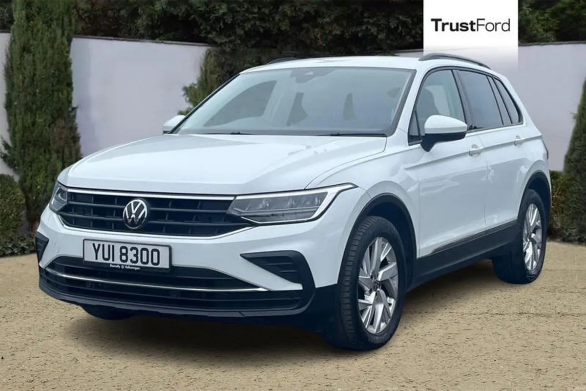 Volkswagen Tiguan 2.0 TDI Life 5dr - Image 5