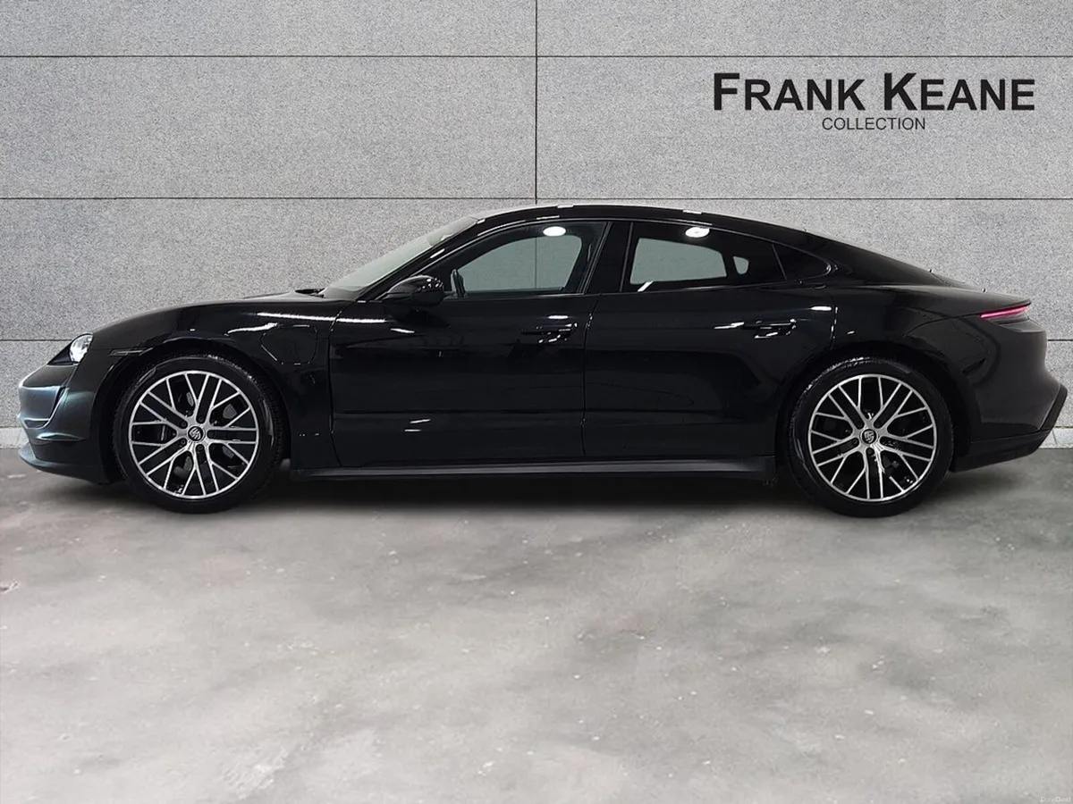 Porsche Taycan Taycan - Image 6