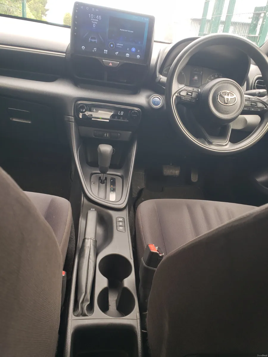 Toyota Yaris 2021 - Image 4