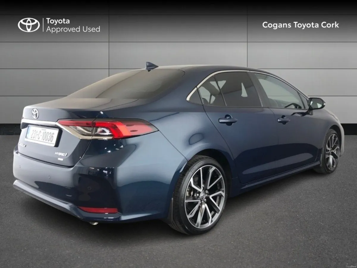 Toyota Corolla COROLLA SOL SALOON - Image 2