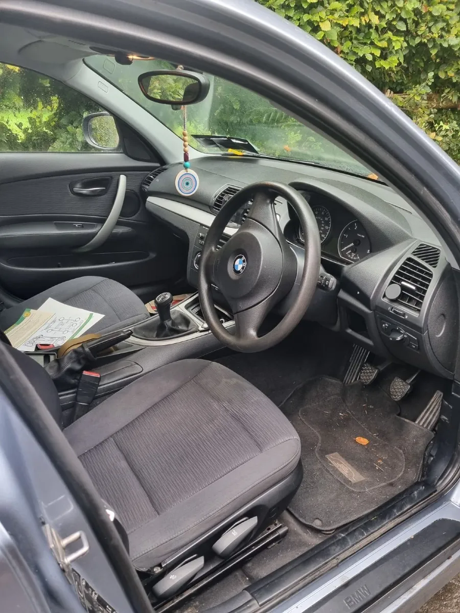 BMW 1-Series 2009 - Image 3