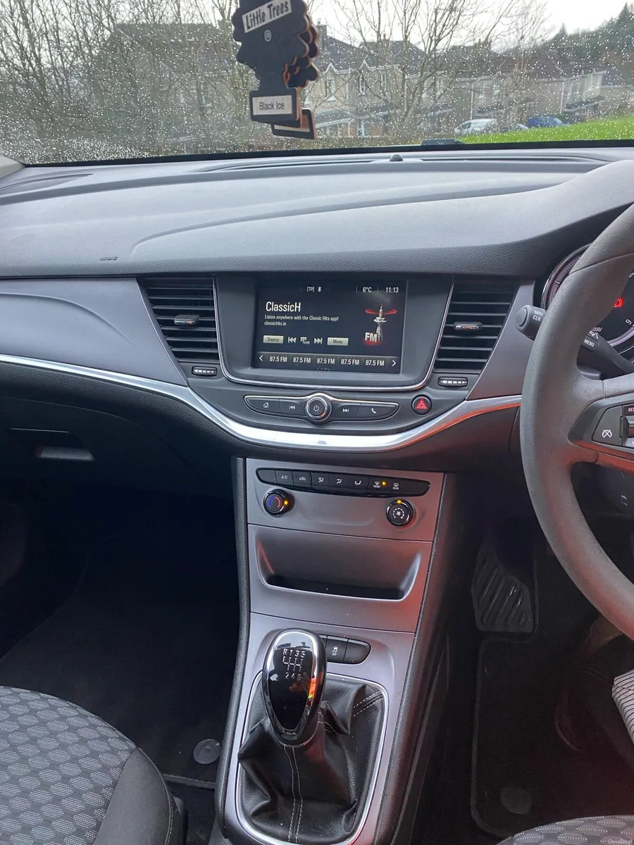 Vauxhall Astra - Image 6