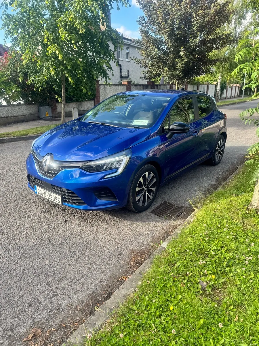 231 Renault Clio - Like new - Irish Car - 1 Owner - Image 3