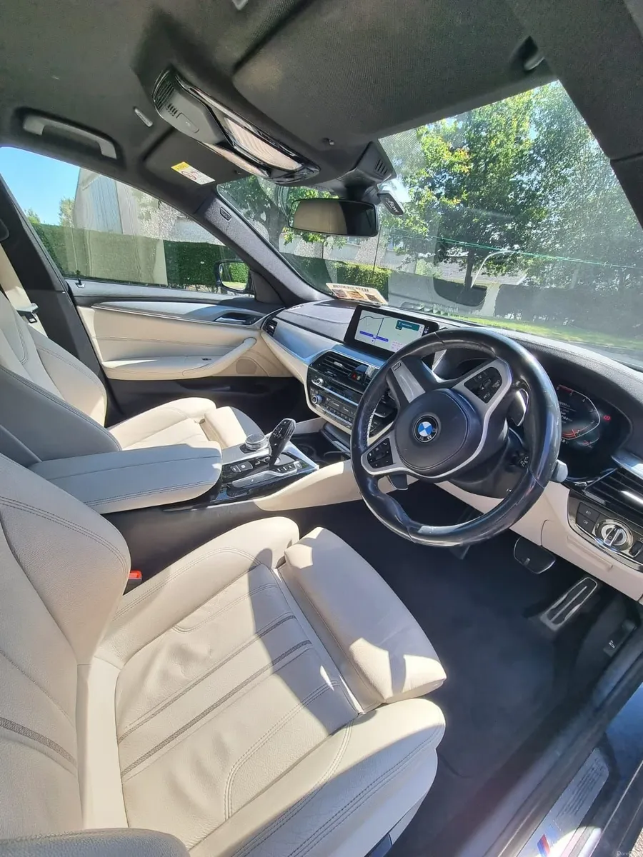 BMW 5-Series M Sport Plus 2020 (202) - Image 6