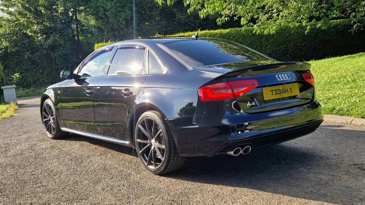 2015 Audi A4 2.0 tdi Black Edition Plus - Image 3