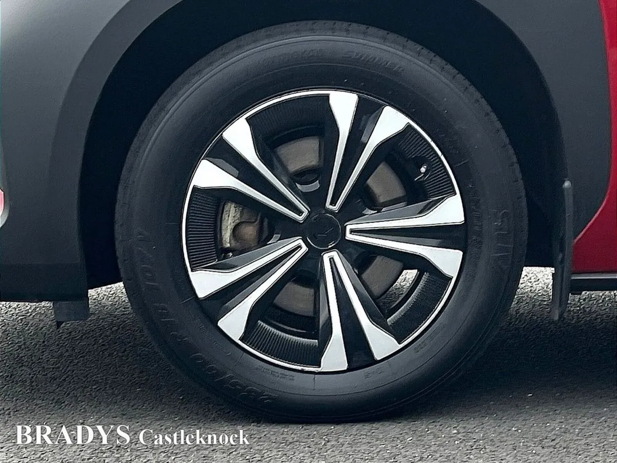 Toyota bZ4X SPORT 4DR BEV - Image 5