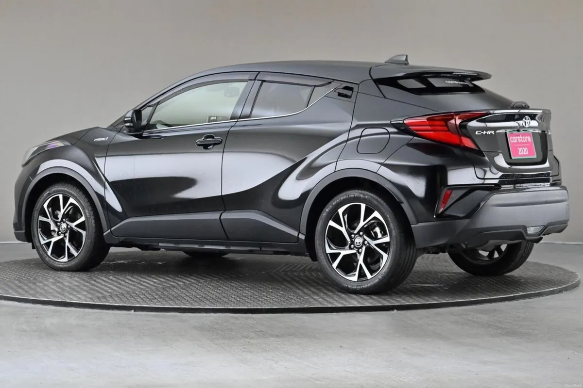 Toyota C-HR 1.8 HYBRID **HALF LEATHER**REVERSE CAM - Image 6