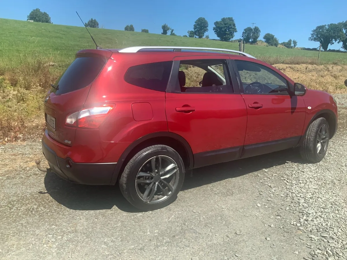 Nissan Qashqai +2 - Image 2
