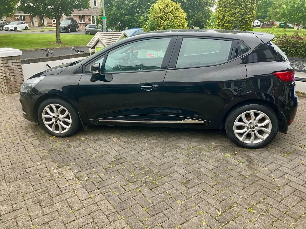 Renault Clio for sale - Image 2