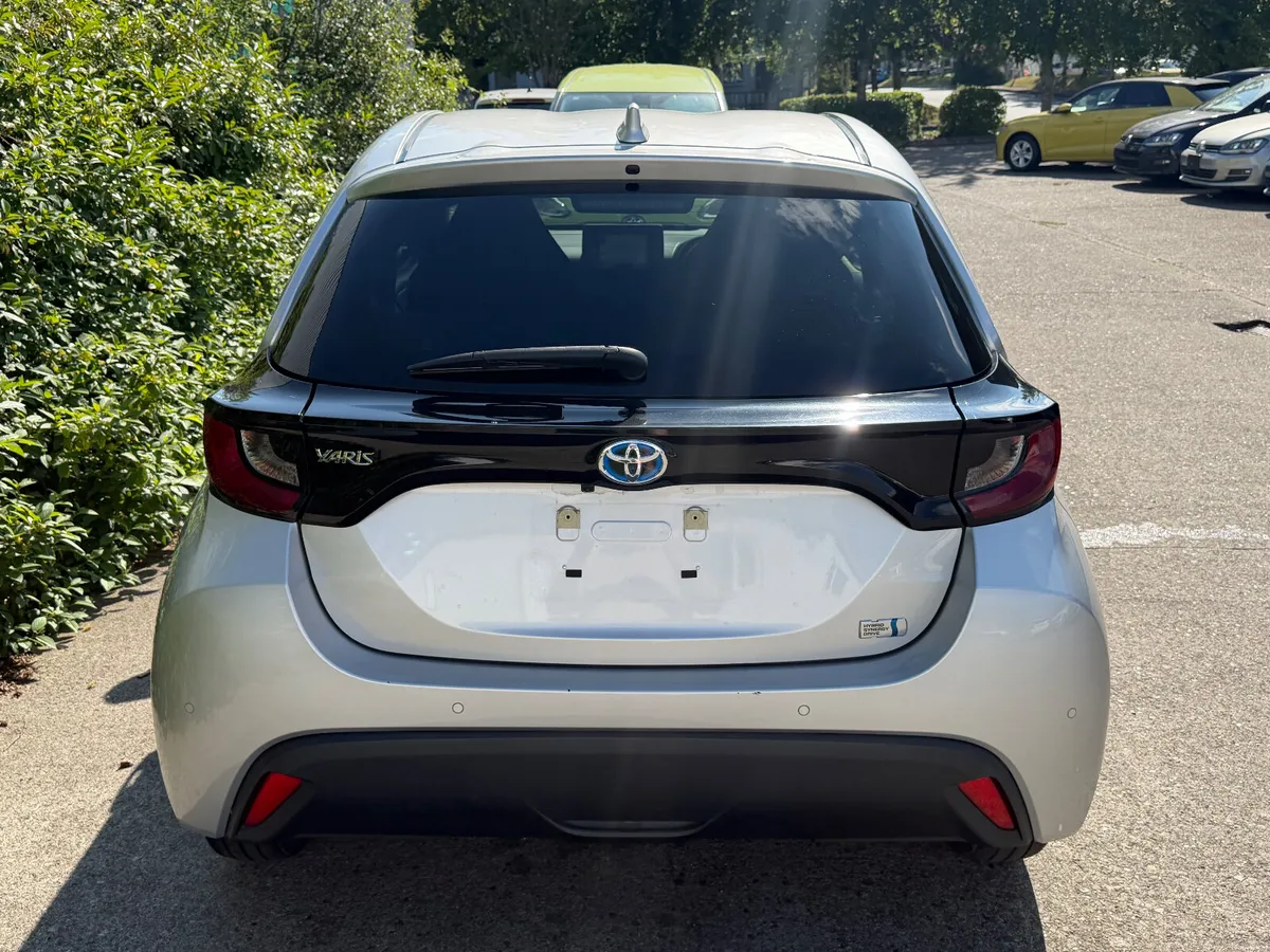 Toyota Yaris Hybrid 2021 New Model - Image 5