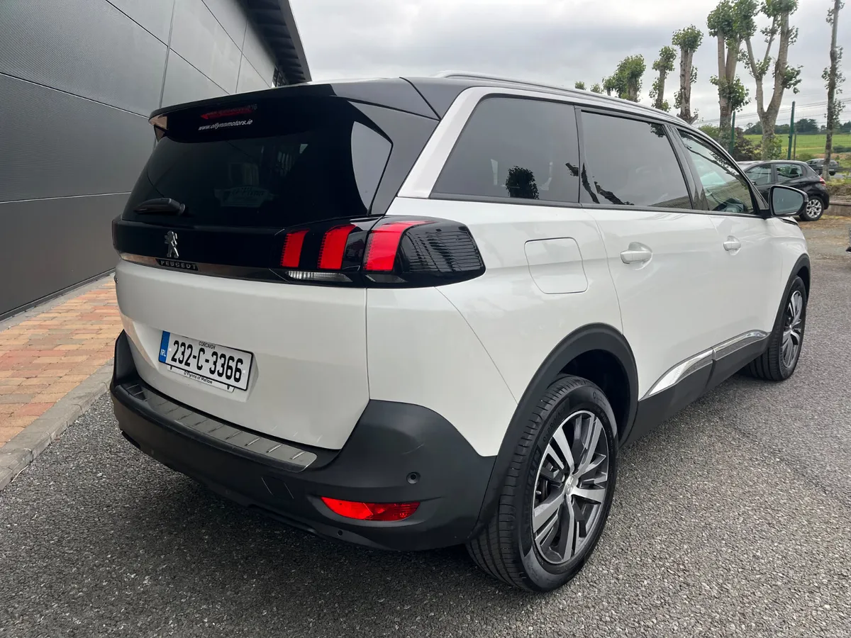 Peugeot 5008 2023 - Image 3
