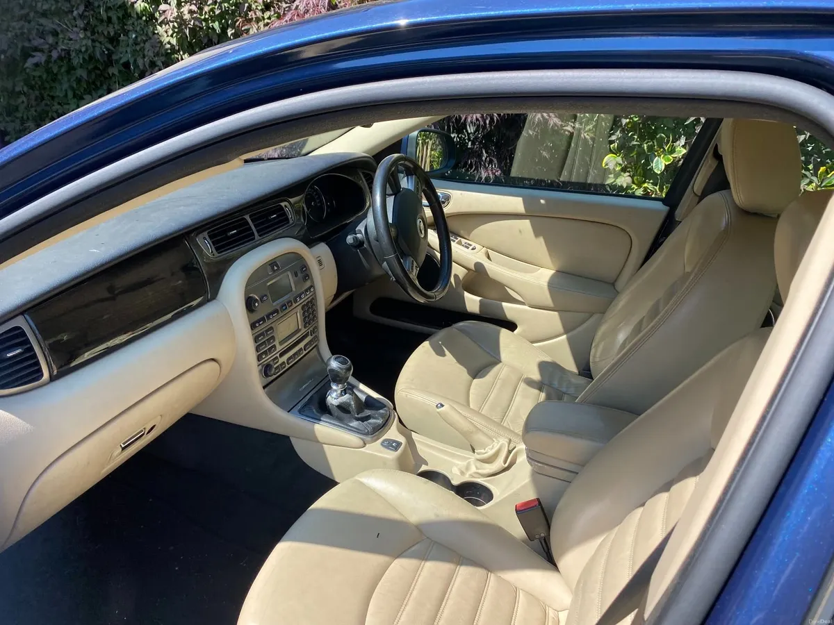 Jaguar X-Type 2010 - Image 4