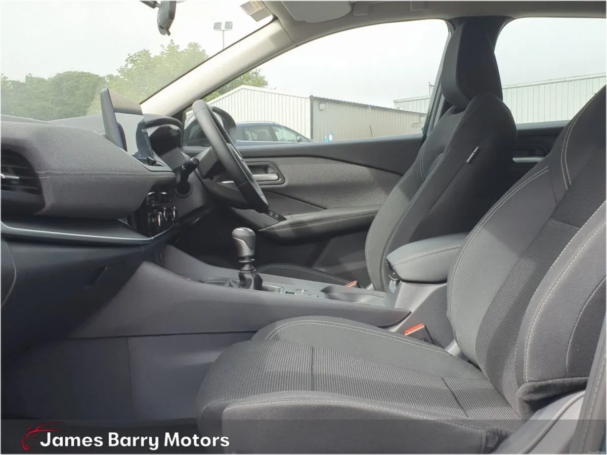 Nissan Qashqai 1.3 MHEV SV // DEMO - Image 4