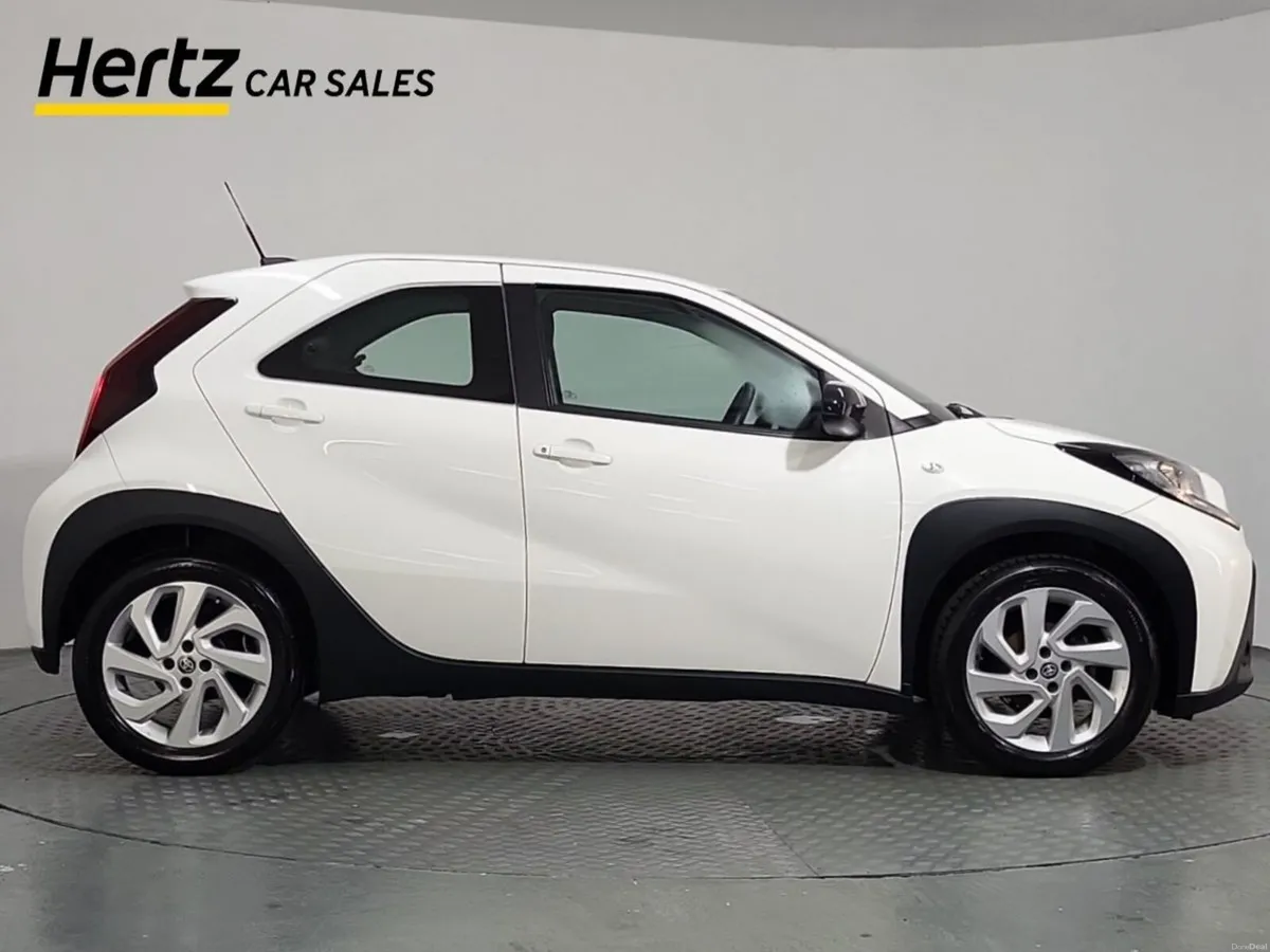 Toyota Aygo X PURE VVT-I 1.0 Petrol Manual - Image 4