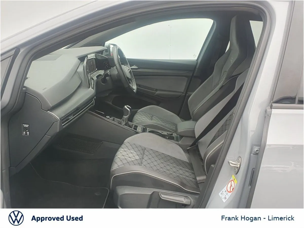 Volkswagen Golf 2.0 TDI 150HP R-Line + Extras ++Ca - Image 4