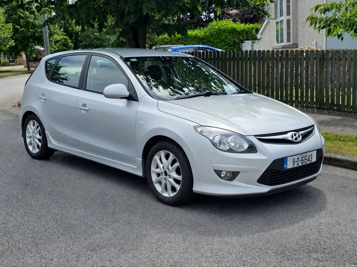 11 Hyundai i30 1.4 A/C New NCT Only 67000kms - Image 1