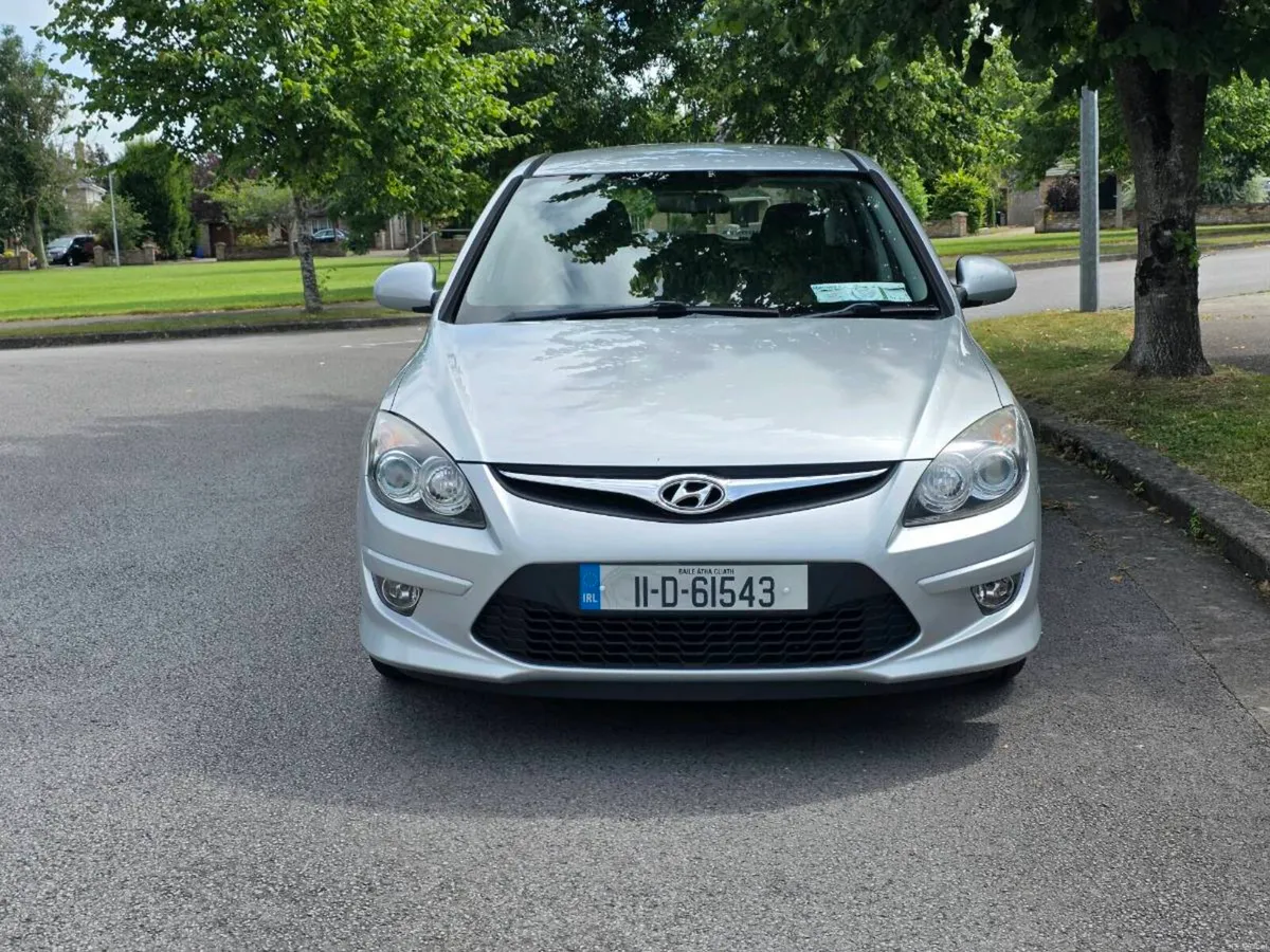 11 Hyundai i30 1.4 A/C New NCT Only 67000kms - Image 2